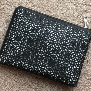Over size clutch